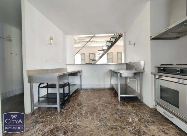 Appartement à vendre 3 pièces 154.12m² Nîmes (30000)