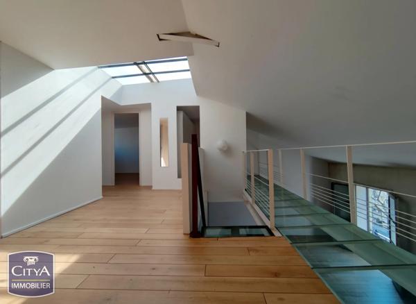 Appartement à vendre 3 pièces 154.12m² Nîmes (30000)