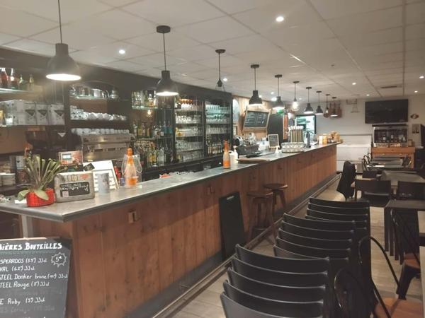 Fonds de commerce bar-restaurant à vendre sur Duras 47120