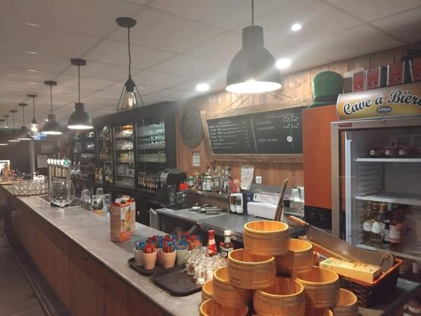 Fonds de commerce bar-restaurant à vendre sur Duras 47120