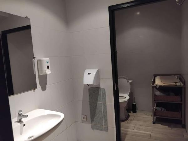 Fonds de commerce bar-restaurant à vendre sur Duras 47120