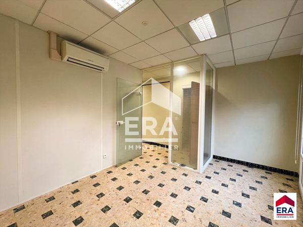 Maison de village à Caromb + local commercial loué