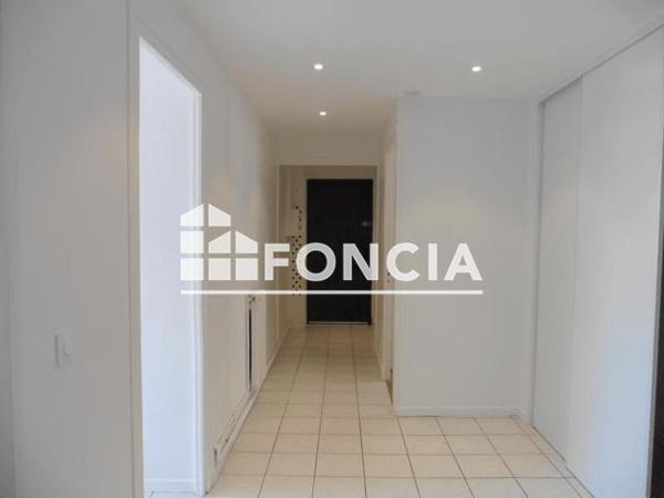 Location Appartement 3 pièces 75.06 m² - 7 RUE PAUL BOURGET Grenoble 38100