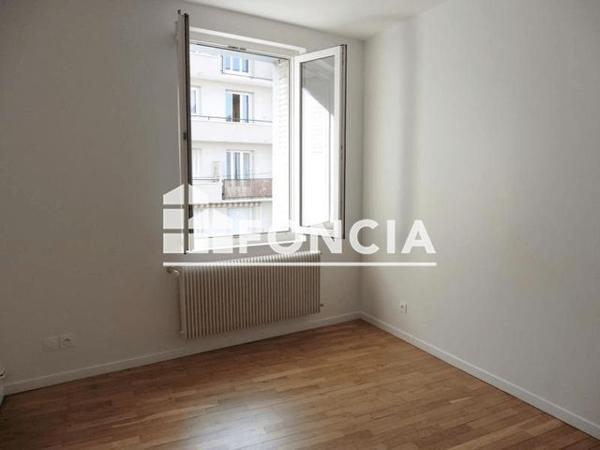 Location Appartement 3 pièces 75.06 m² - 7 RUE PAUL BOURGET Grenoble 38100
