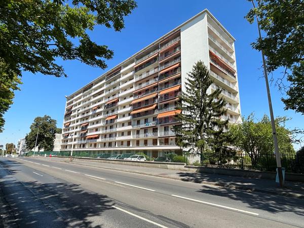 TYPE 1, REIMS - AVENUE D' EPERNAY