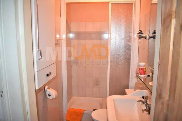 Maison spacieuse à vendre à Aubin, France