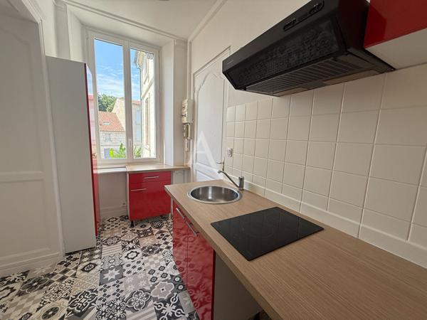 Appartement centre ville Saintes T3 - 48 m2