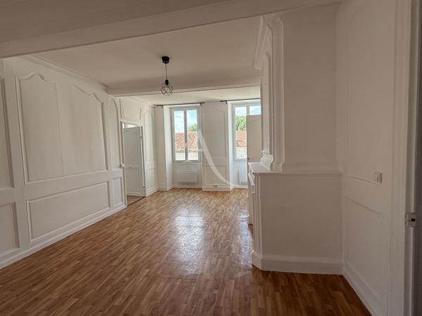 Appartement centre ville Saintes T3 - 48 m2