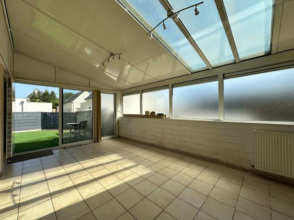 Maison de 107m² à rénover à Vannes Ouest avec jardin, garage et véranda proche commodités