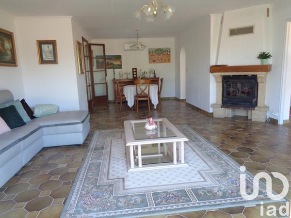 Maison à vendre 5 pièces 95 m² Saint-Georges-des-Coteaux