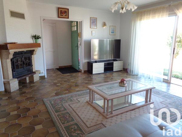 Maison à vendre 5 pièces 95 m² Saint-Georges-des-Coteaux