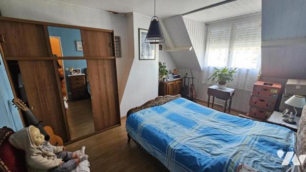 Maison 3 chambres bureau cour COULOGNE CENTRE