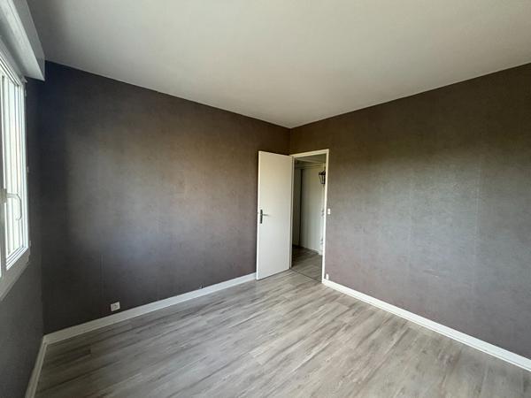 APPARTEMENT TYPE 2 NON MEUBLE - SECTEUR CHAUSSEE ST MARTIN