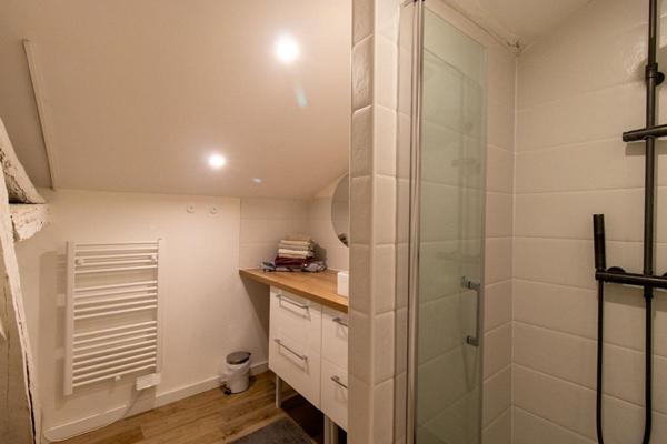 Charmante propriété en pierre, 254 m² à l'ouest de PERIGUEUX 24000