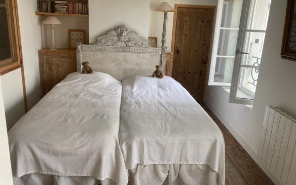 Maison à vendre    3 pièces •  La Flotte