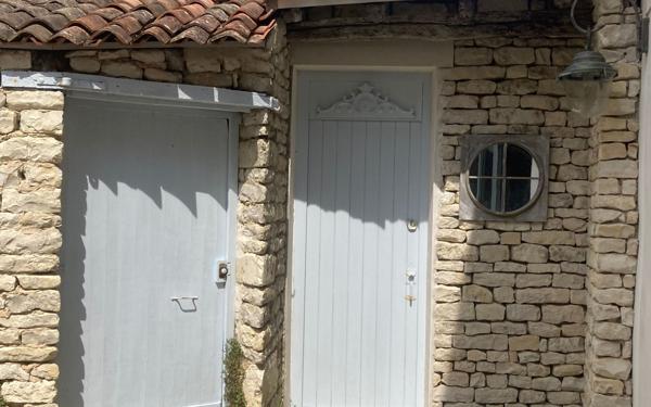 Maison à vendre    3 pièces •  La Flotte