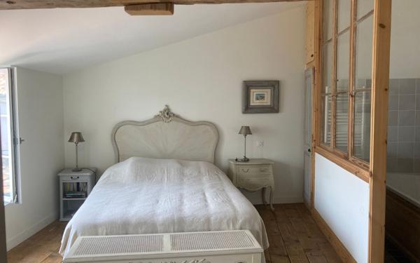 Maison à vendre    3 pièces •  La Flotte