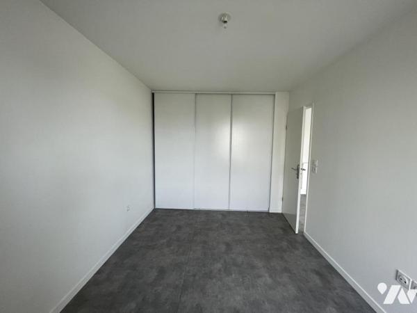 À VENDRE – NANTES – T2 AVEC LOGGIA ET PARKING EN SOUS-SOL