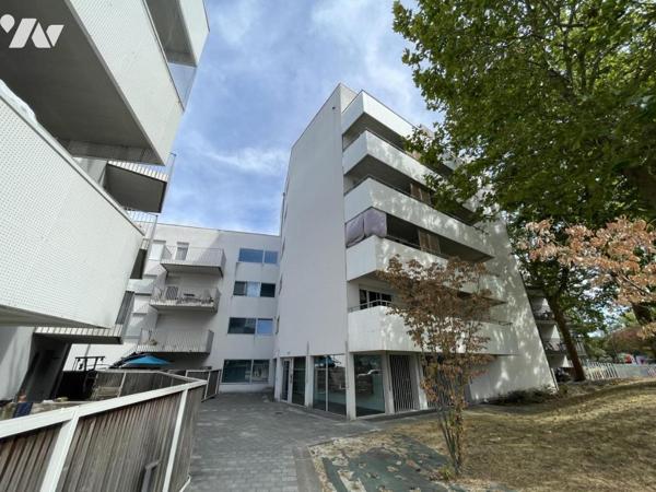 À VENDRE – NANTES – T2 AVEC LOGGIA ET PARKING EN SOUS-SOL