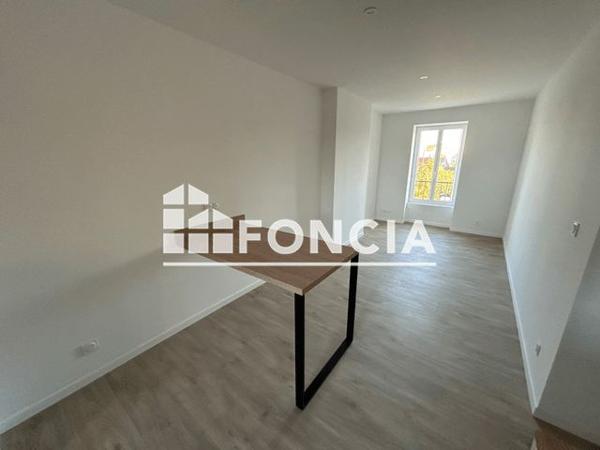 Location Appartement 2 pièces 45.3 m² - 19 BOULEVARD D'ALSACE Valence 26000