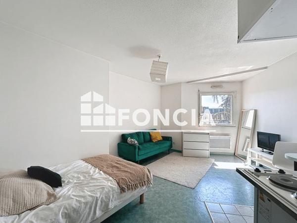 Location Studio 24.8 m² - 39 AVENUE GRANDE BRETAGNE Clermont Ferrand 63000