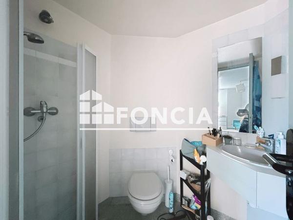 Location Studio 24.8 m² - 39 AVENUE GRANDE BRETAGNE Clermont Ferrand 63000