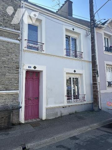 MAISON EQUEURDREVILLE-HAINNEVILLE
