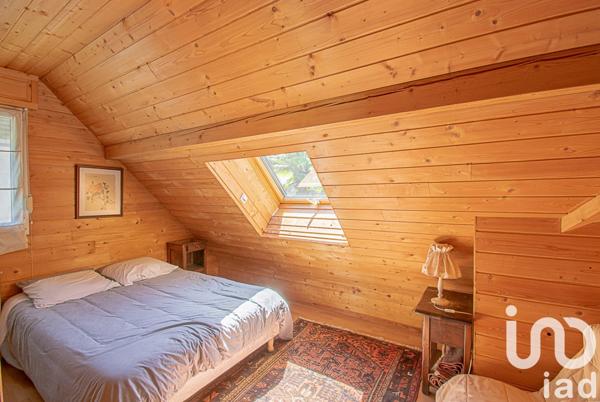 Maison 10 pièces de 233 m² à Ussac (19270)