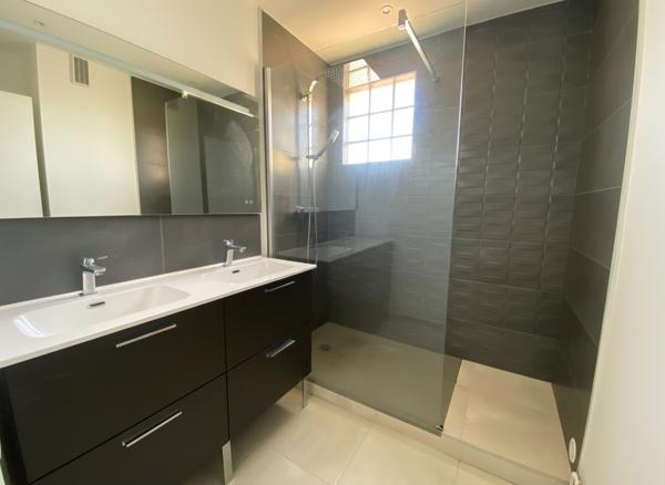 PAU - Centre Ville : Appartement T3 de 74 m2 avec parking