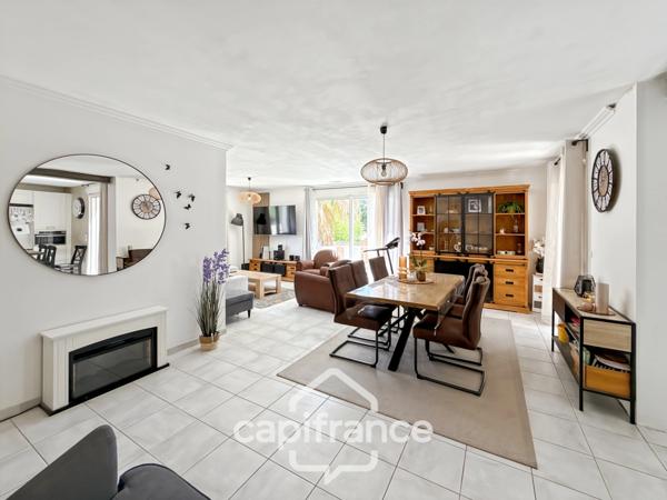 LE CRÈS – Maison familiale avec appartement indépendant, piscine et revenu locatif
