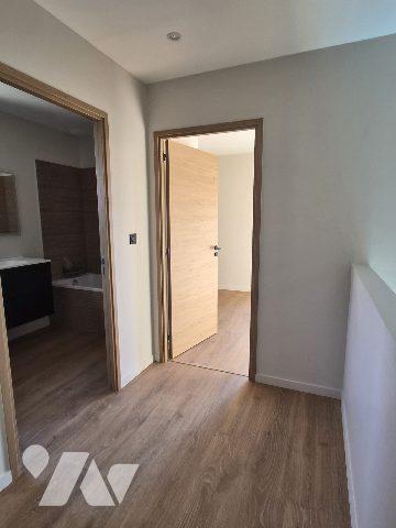 MAISON NEUVE A BASSENS