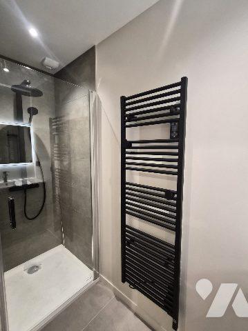 MAISON NEUVE A BASSENS