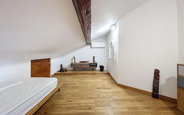 Appartement à vendre    7 pièces • 185 m2 Villeneuve-de-la-Raho