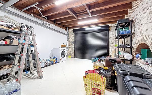 Appartement à vendre    7 pièces • 185 m2 Villeneuve-de-la-Raho