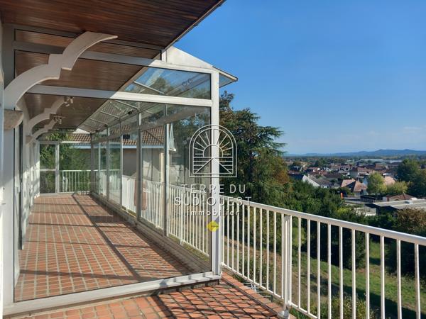Maison 6 pièce(s) 4 chambre(s) 211.15 m²