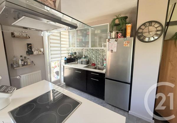 Appartement F3 à vendre  4 pièces - 69,78 m2 AUBAGNE - 13