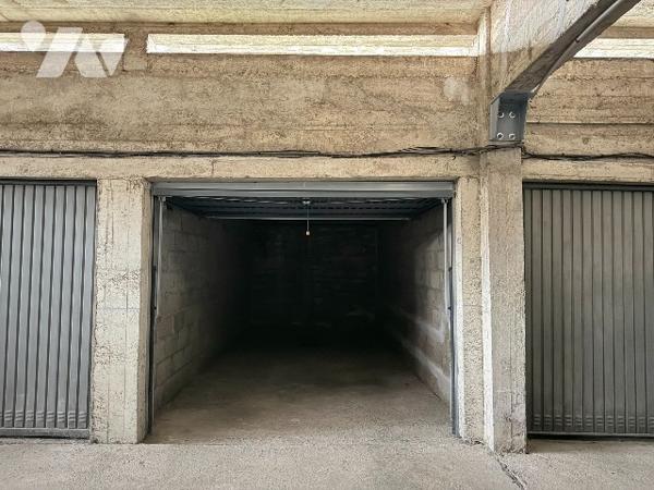 GARAGE RENNES BOURG L'EVEQUE - MAIL MITTERAND