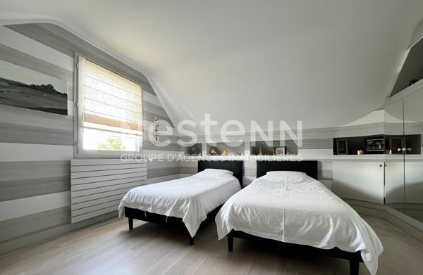 MAISON A VENDRE A PLOEREN 4 CHAMBRES 187 m² sur 1000 m² de terrain secteur prisé