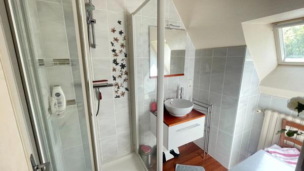 Maison spacieuse à vendre 8 pièces LOUDEAC (22)
