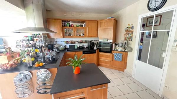 Maison spacieuse à vendre 8 pièces LOUDEAC (22)