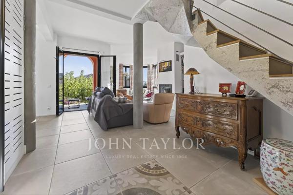 Villa d’architecte à Bandol avec vue mer, piscine et plages à pied – Quartier Escourche