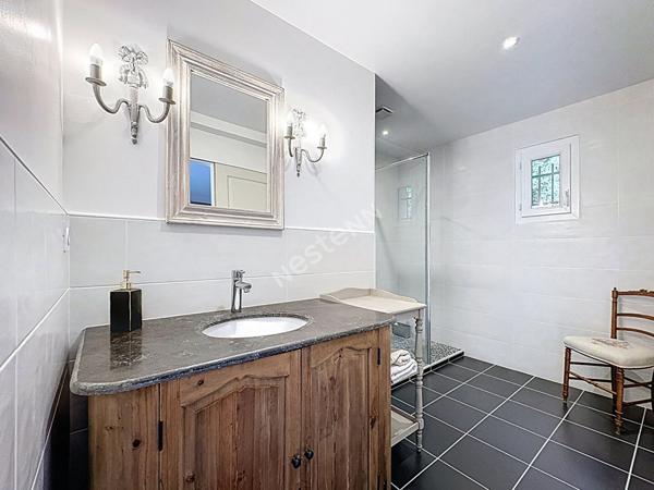 Charmante maison familiale avec piscine à Montlouis sur Loire