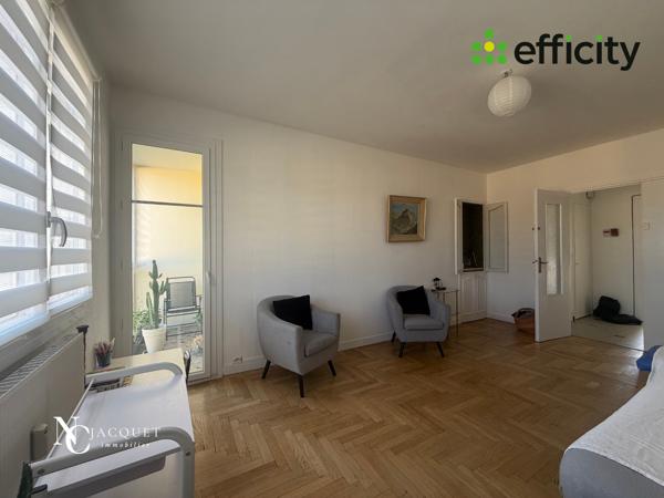 Appartement
         3 pièces
        - 64 m² Exclusivité 265 000 € *