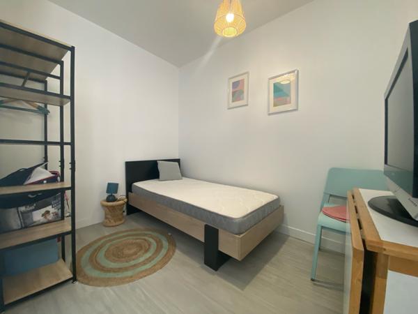 POITIERS CENTRE VILLE studio meublé de 13.61 m²