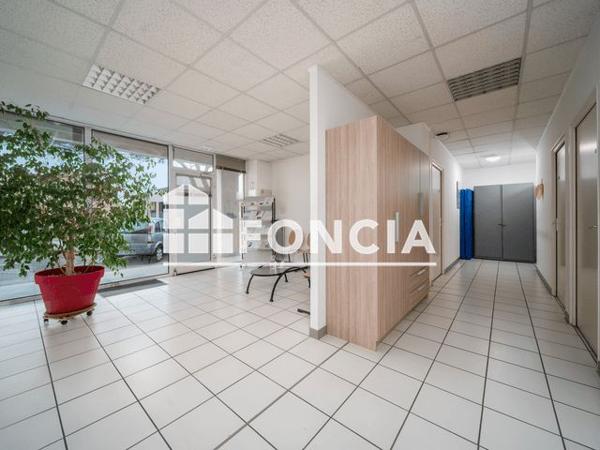 À vendre Local commercial 136 m² - Manosque 04100