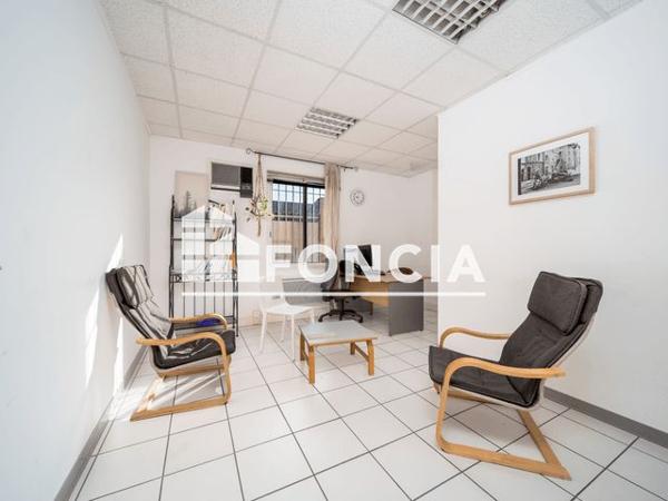 À vendre Local commercial 136 m² - Manosque 04100