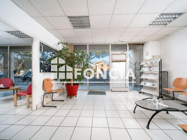 À vendre Local commercial 136 m² - Manosque 04100