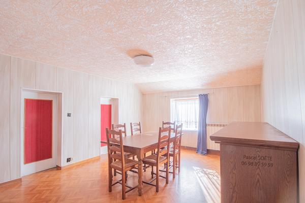 Immeuble à usage mixte,11 pièces, 300 m2