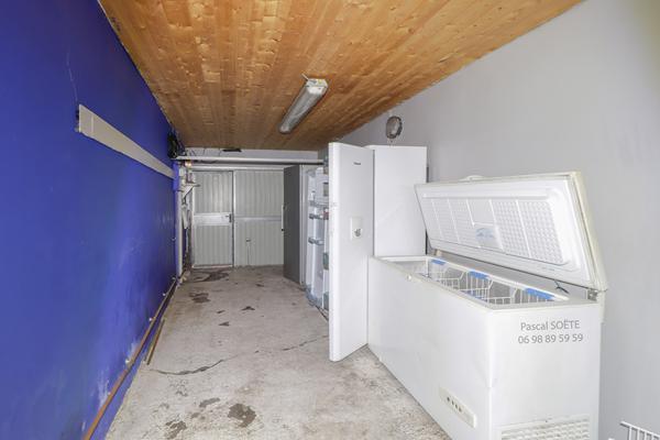 Immeuble à usage mixte,11 pièces, 300 m2