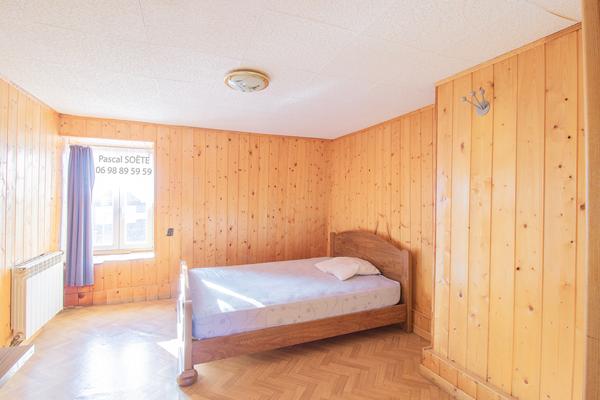 Immeuble à usage mixte,11 pièces, 300 m2